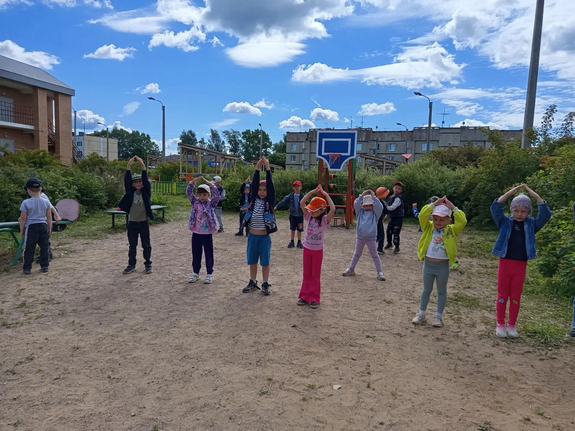 🥁🎵 Музыка + лето + улица = море радости!