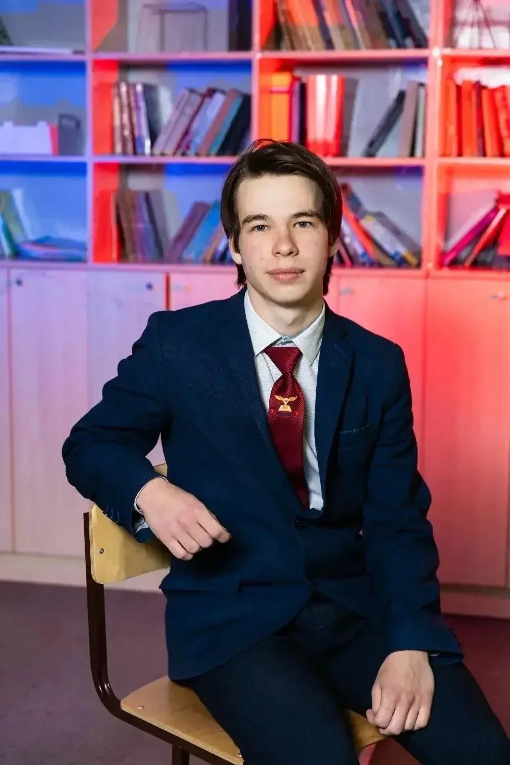 Выпускник 11Е класса лицея № 1 Алексей Бурдуковский сдал ЕГЭ по химии на максимальные 100 баллов

За