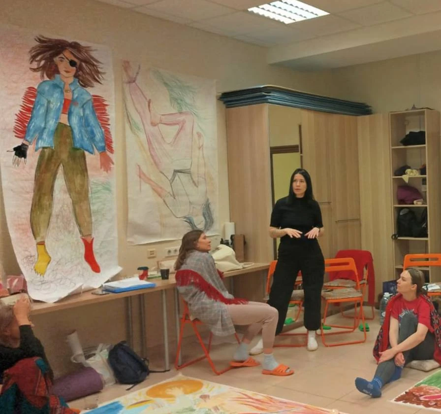 Что чувствует гусеница, когда начинает окукливаться?