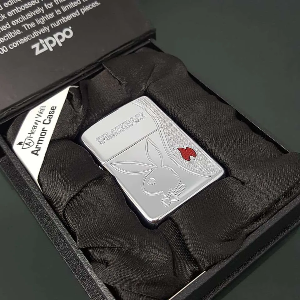 Zippo Armor Playboy.