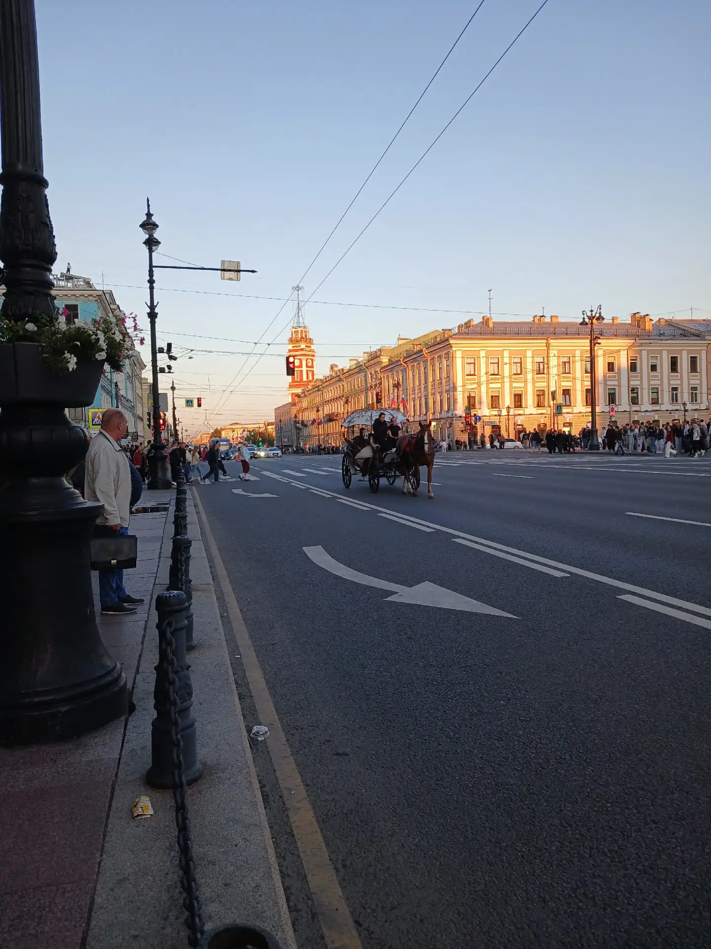 Что-то никак не придумать остроумную подпись к снимку. Только банальности на ум приходят.
