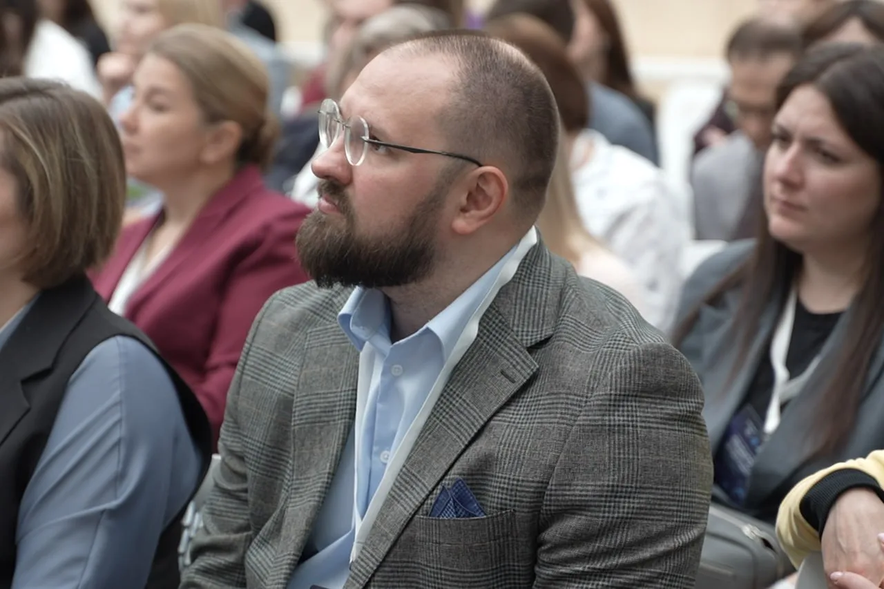 В Школе 21 прошла III Всероссийская конференция «Педагоги будущего». Темой этого года с...