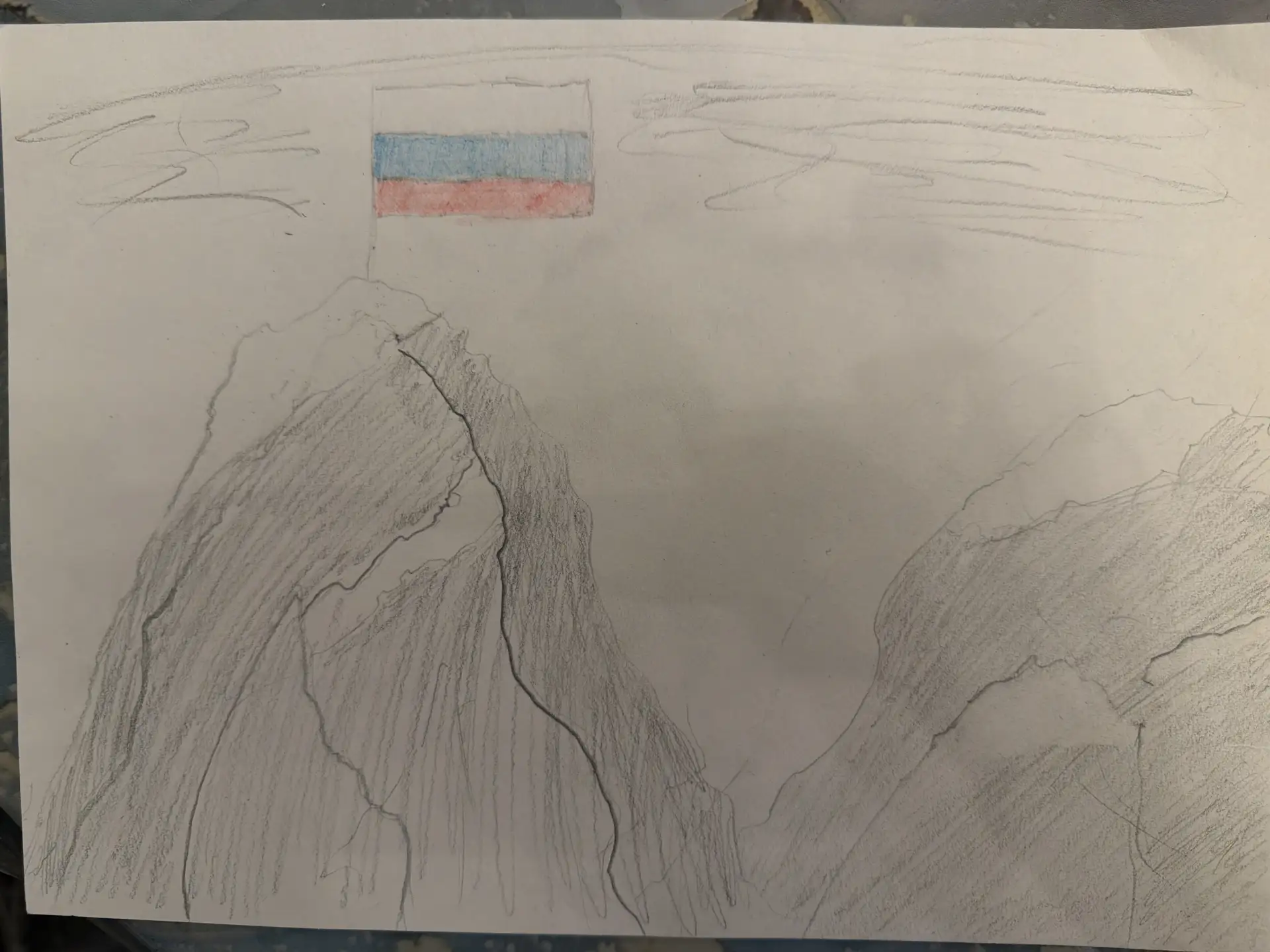 🎨 Конкурс «Под флагом России» продолжается! 🖌 Поддерживаем ребят! 👏