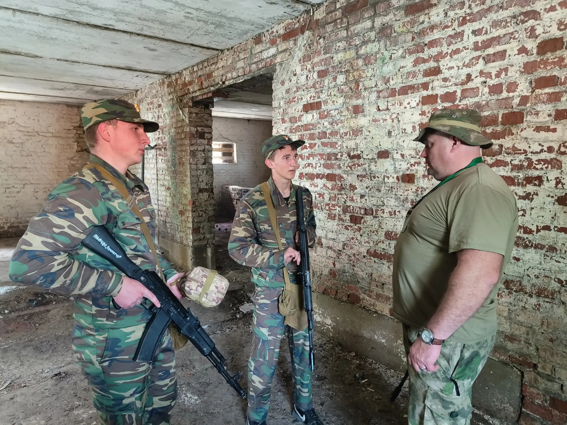 Пока мы едины – мы непобедимы  13 мая на базе полевого лагеря военного училища имени генерала Штемен