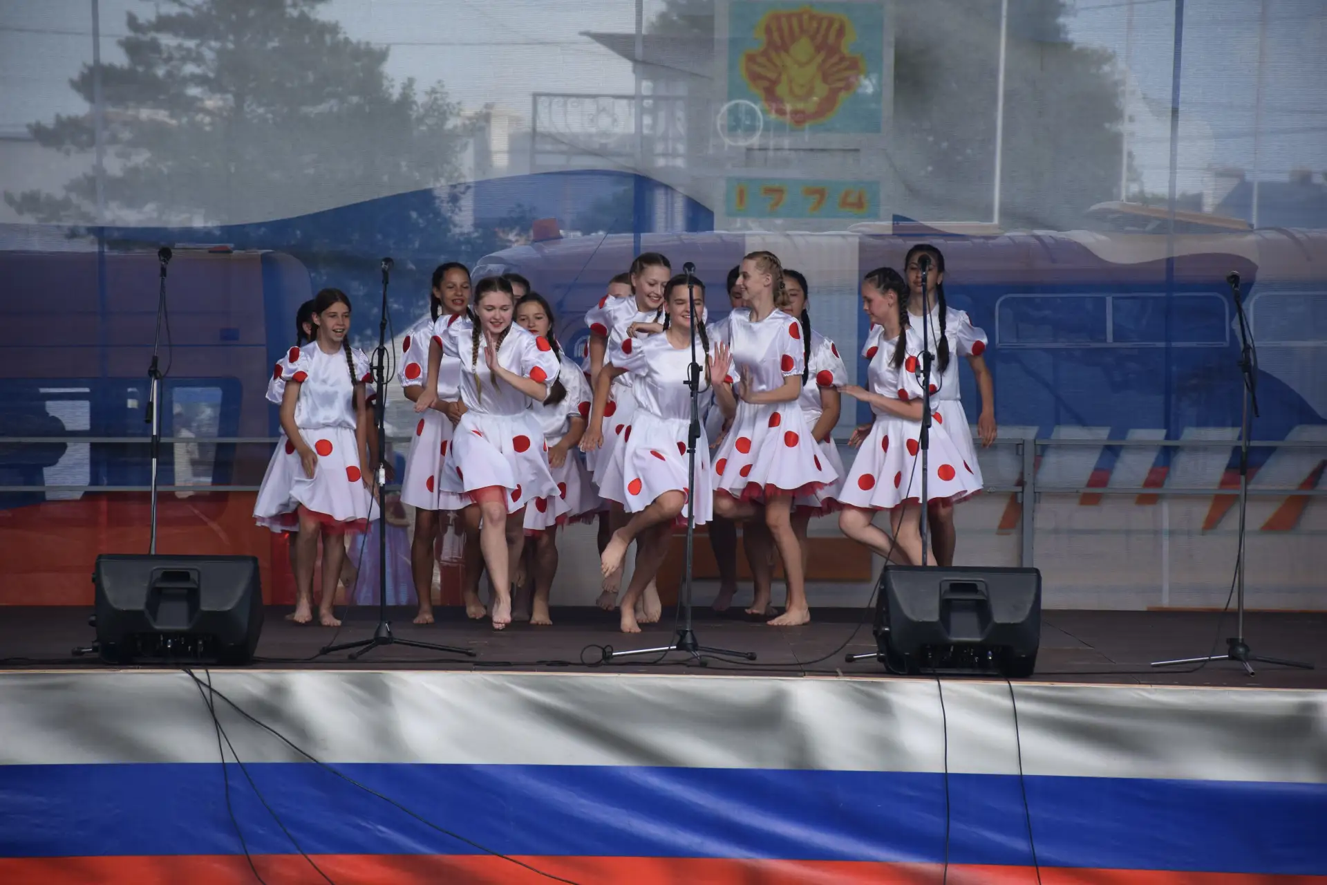 Уважаемые ташлинцы и гости села! 12 июня мы отмечаем День России и День села Ташла.