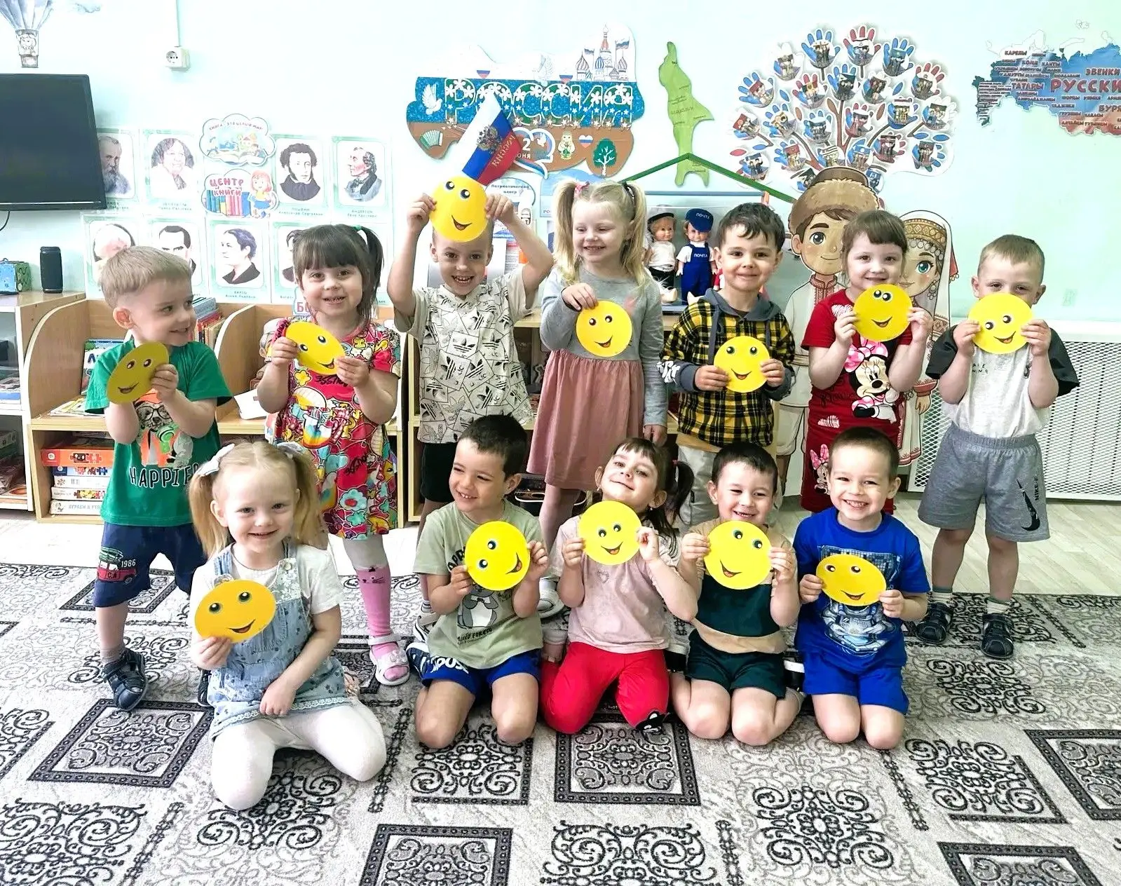 😁Наши маленькие эмоции - большое событие!
⁣
В младшей группе прошёл «День эмоций». Наши малыши учил