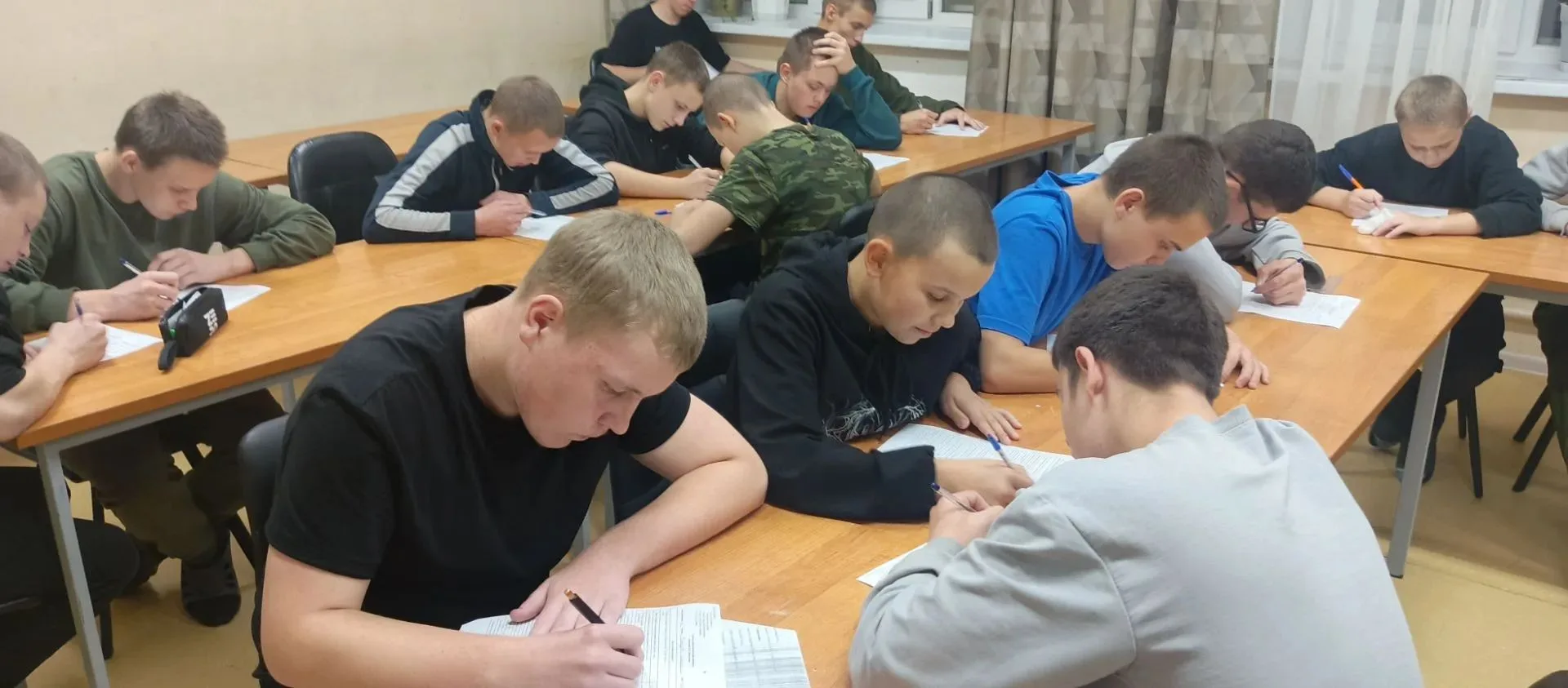 В 4 группе Орловского СУВУ проверили уровень правовой грамотности и сплоченности воспит...