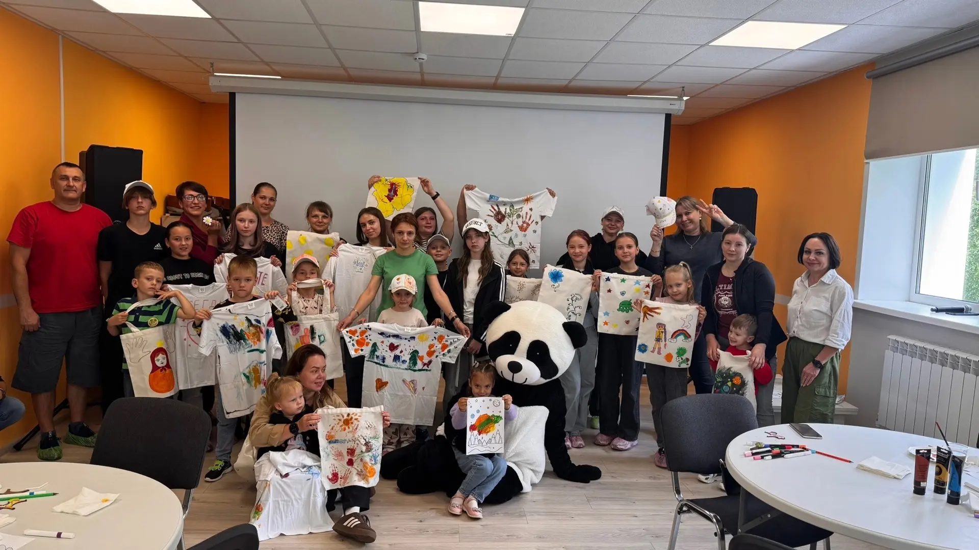 🎉 Сегодня в Молодёжном центре «МАЯК» было по-настоящему уютно и по-семейному тепло! 🤗