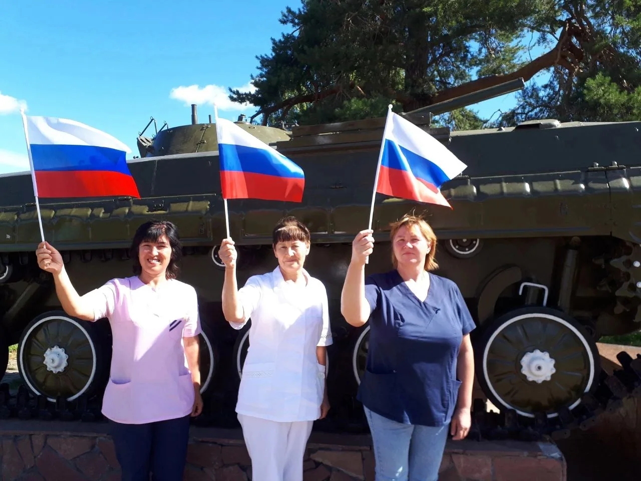 ОБЪЯВЛЕНИЕ!
Режим работы поликлиники БУЗ УР "Якшур-Бодьинская РБ МЗ УР"
 в выходные и праздничные дн