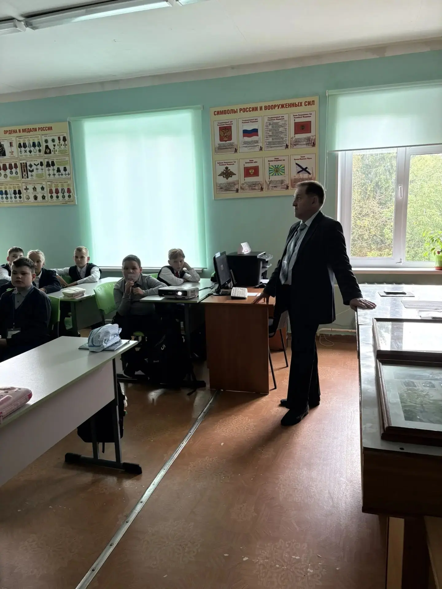В рамках Всероссийской акции «Память защищает» от Движения Первых, приуроченной ко Дню ...