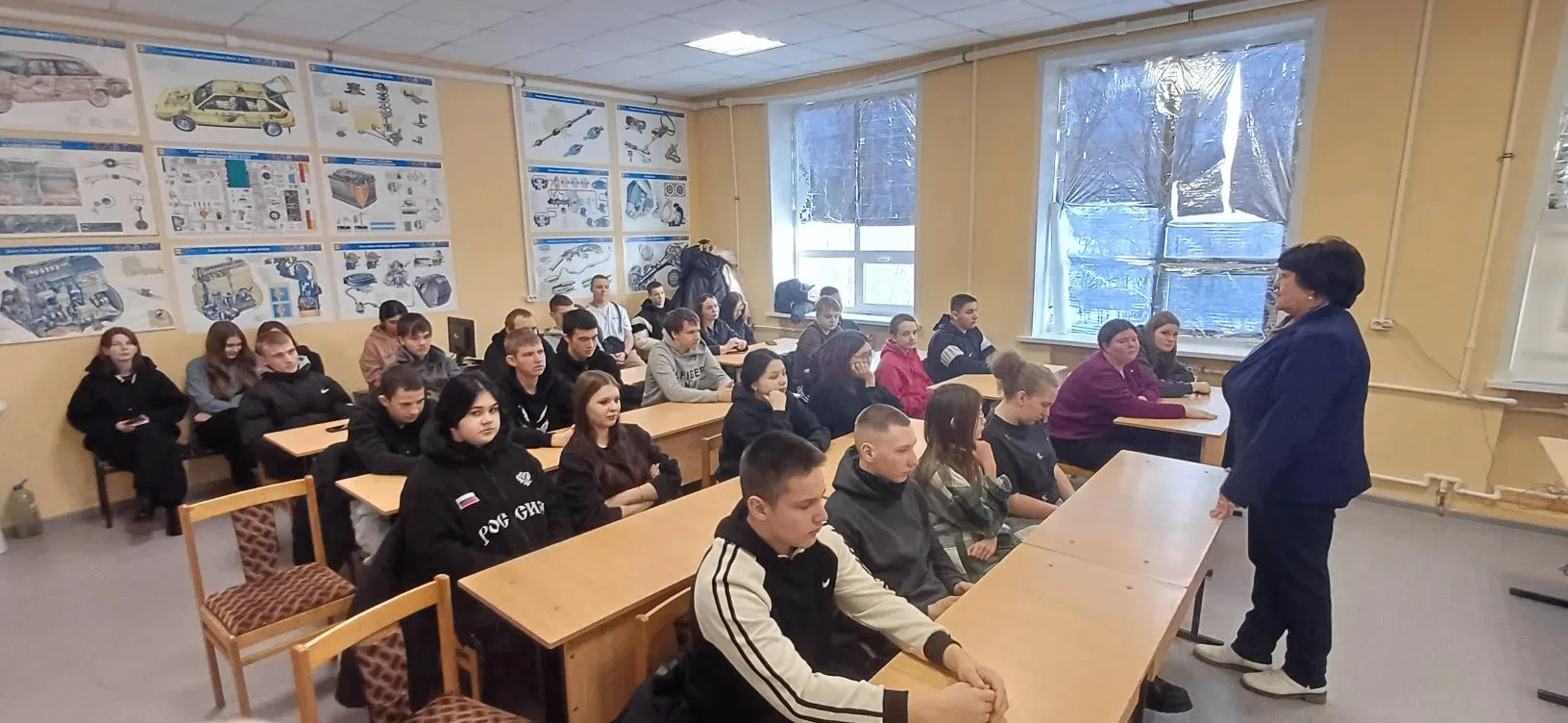 24 февраля 2026 года ведущий специалист Кадрового центра Краснокутского района Файзутди...