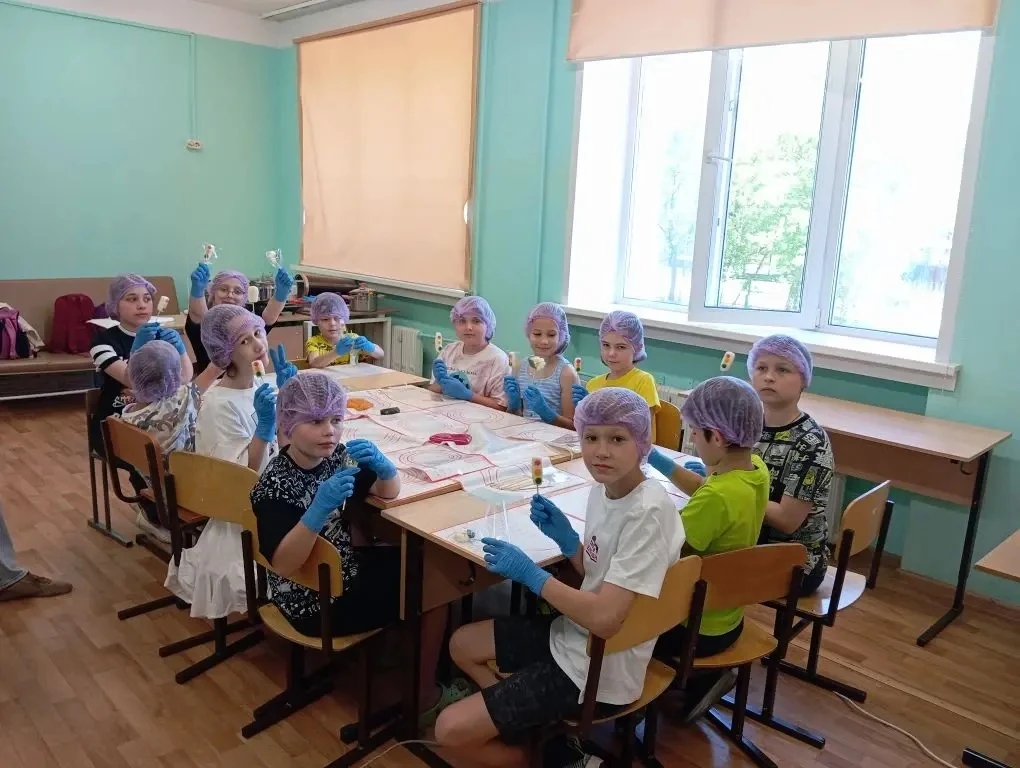 🍬🍭😋Карамельный день в «Солнышке»!

🤩3 июня, наш лагерь превратился в настоящую карамельную фабри