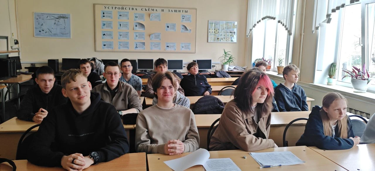 📍 Разговоры о важном 📍   👨‍🏫 На этой неделе в Многопрофильном колледже ТГТУ состоялось очередное зан