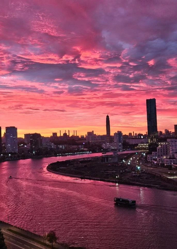 Обалденный закат в Москве 😻