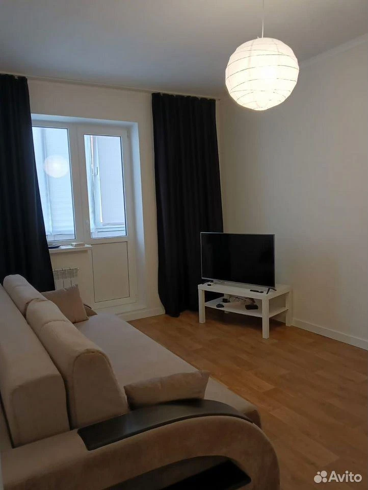 Сдам без посредников: 1-комнатная квартира, 35м²