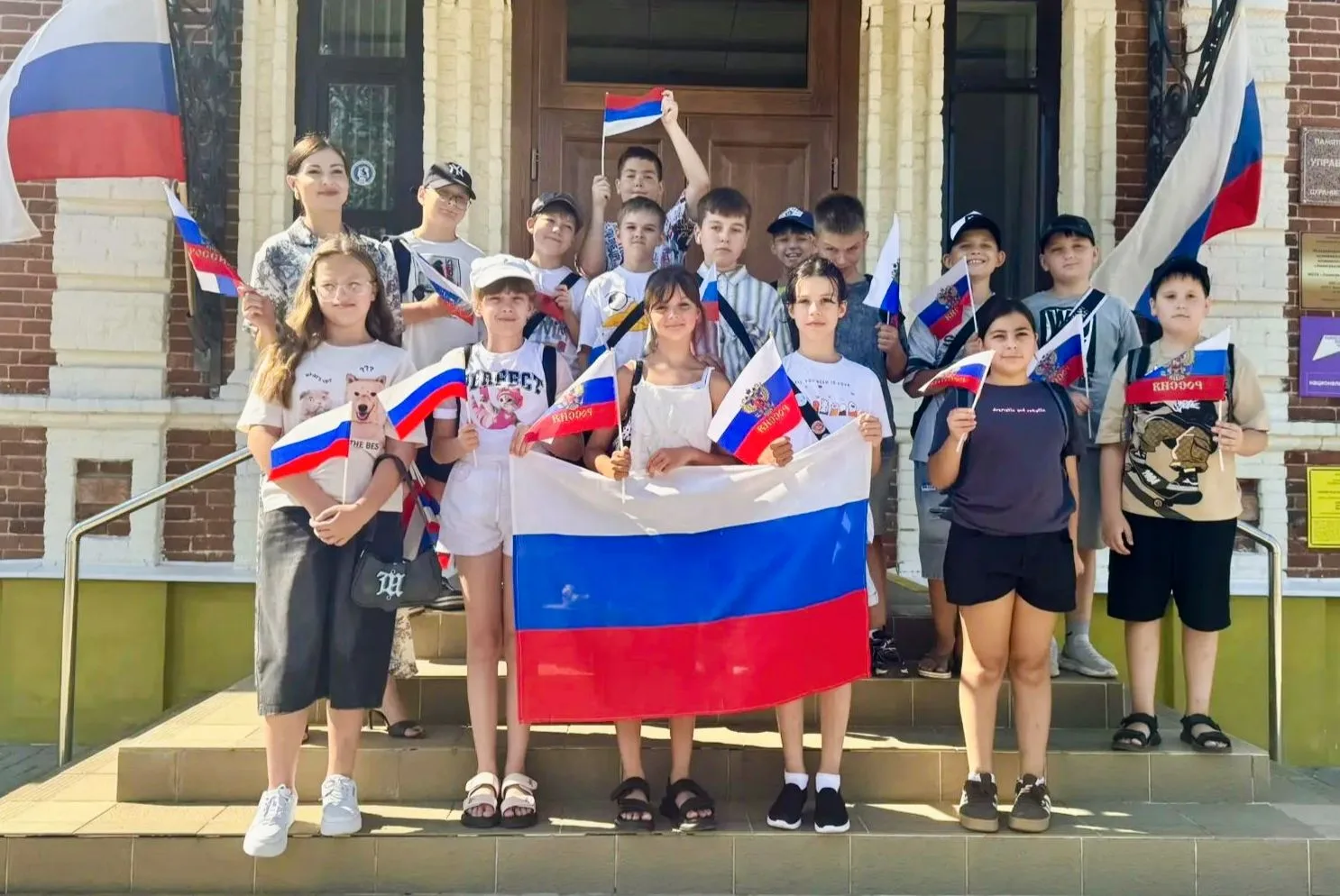 👫На чувашском — «тус», на татарском — «дус», на якутском — «добор», а на русском — «др...