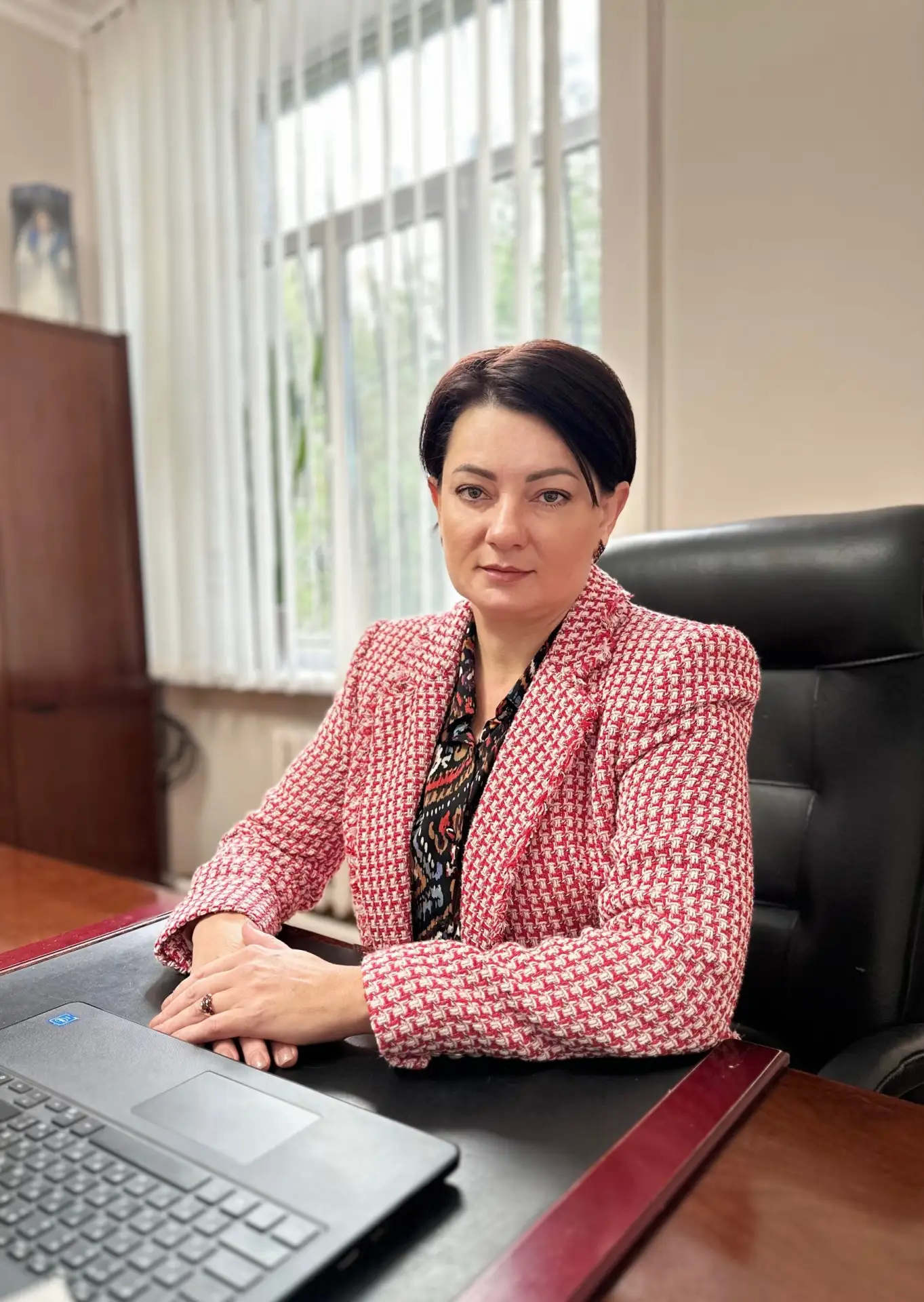 Сегодня поздравления с днём рождения принимает глава Почтовского сельского поселения Лариса Буланихи