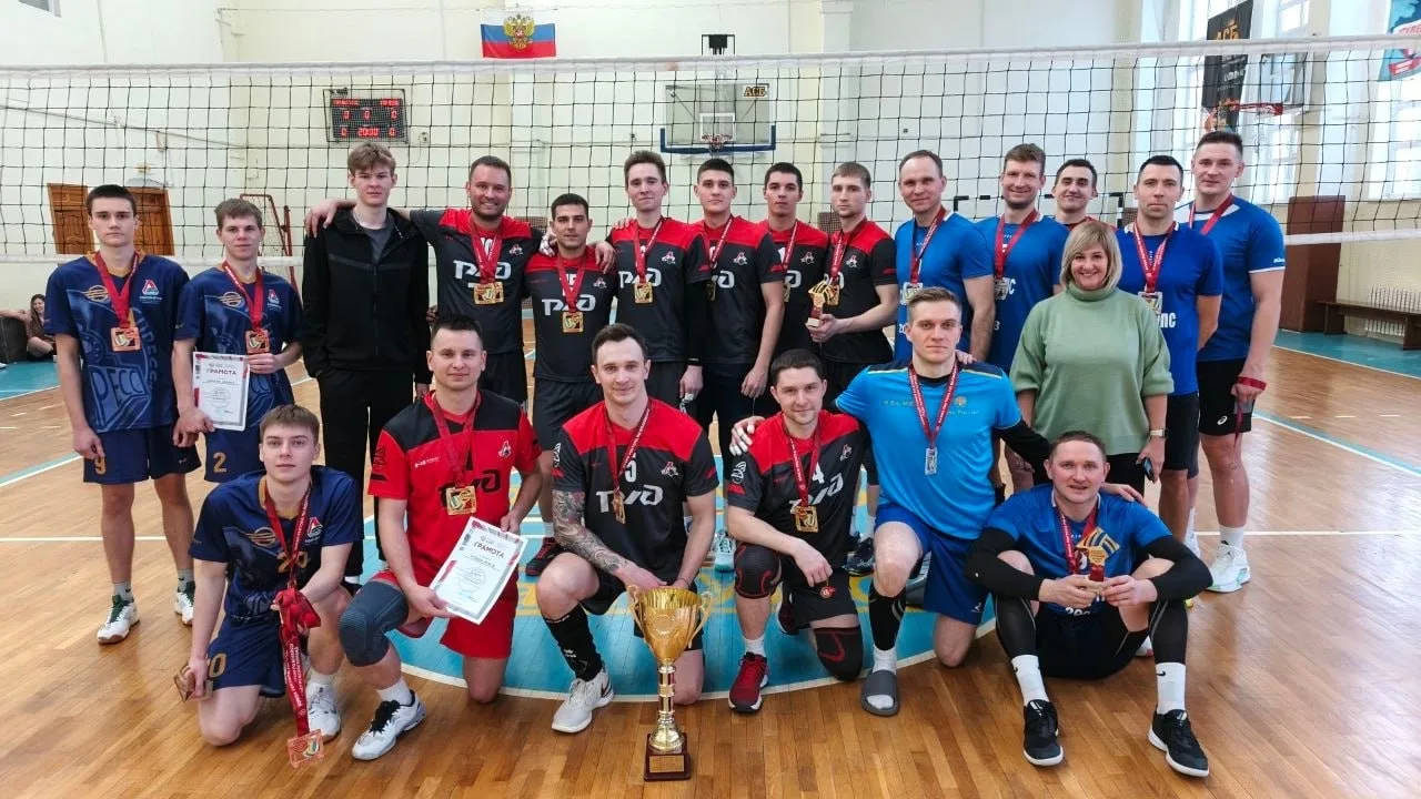🏐 В ПривГУПС прошли межвузовские соревнования по волейболу на Кубок ректора университета  📅 В минувш
