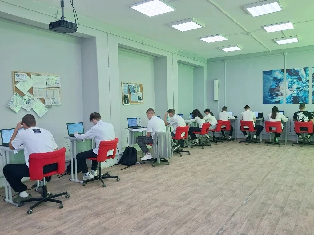 ДЕМОЭКЗАМЕН ПО СПЕЦИАЛЬНОСТИ "СТРОИТЕЛЬСТВО И ЭКСПЛУАТАЦИЯ ЗДАНИЙ И СООРУЖЕНИЙ"

⚡С 1 по 2 июня в КП