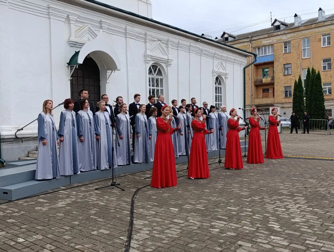 «Великолукский благовест» открыл празднование 860-летия Великих Лук