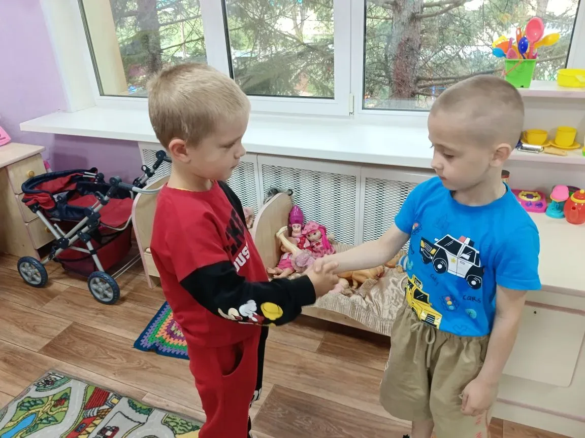 🌟День вежливости и добрых слов в старшей группе 🌟

Сегодня мы отмечали День вежливости и добрых сл
