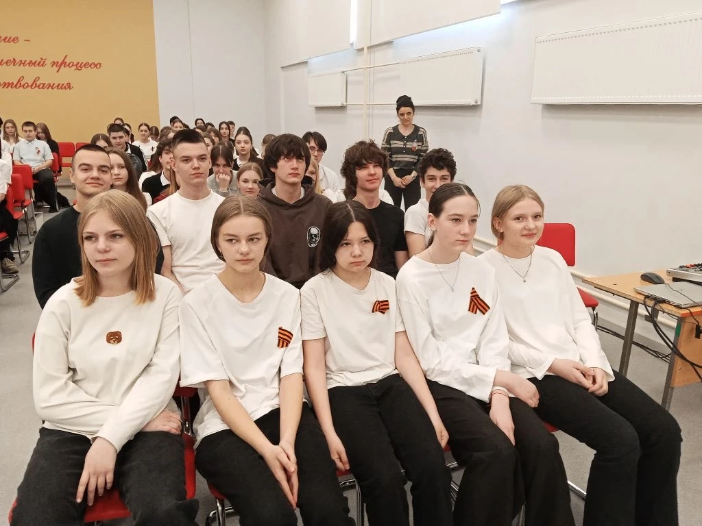 В соответствии с планом воспитательной работы,  в рамках  Года единства народов России и реализации 