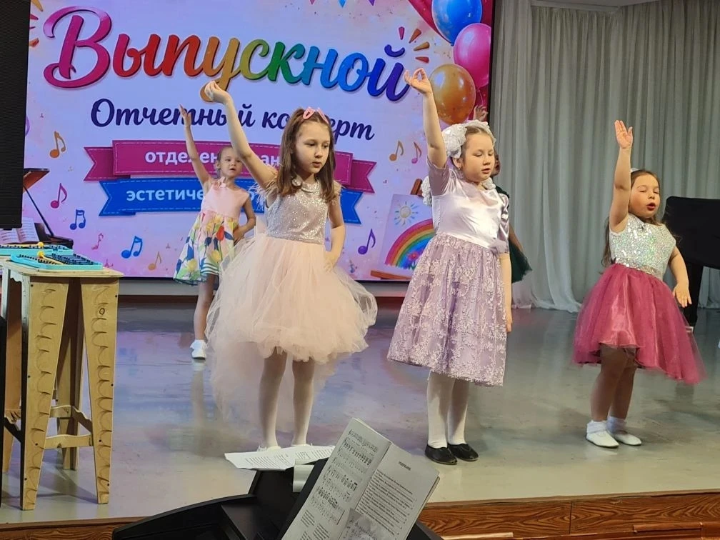 Яркий финал «Карамелек». Трогательный выпускной малышей