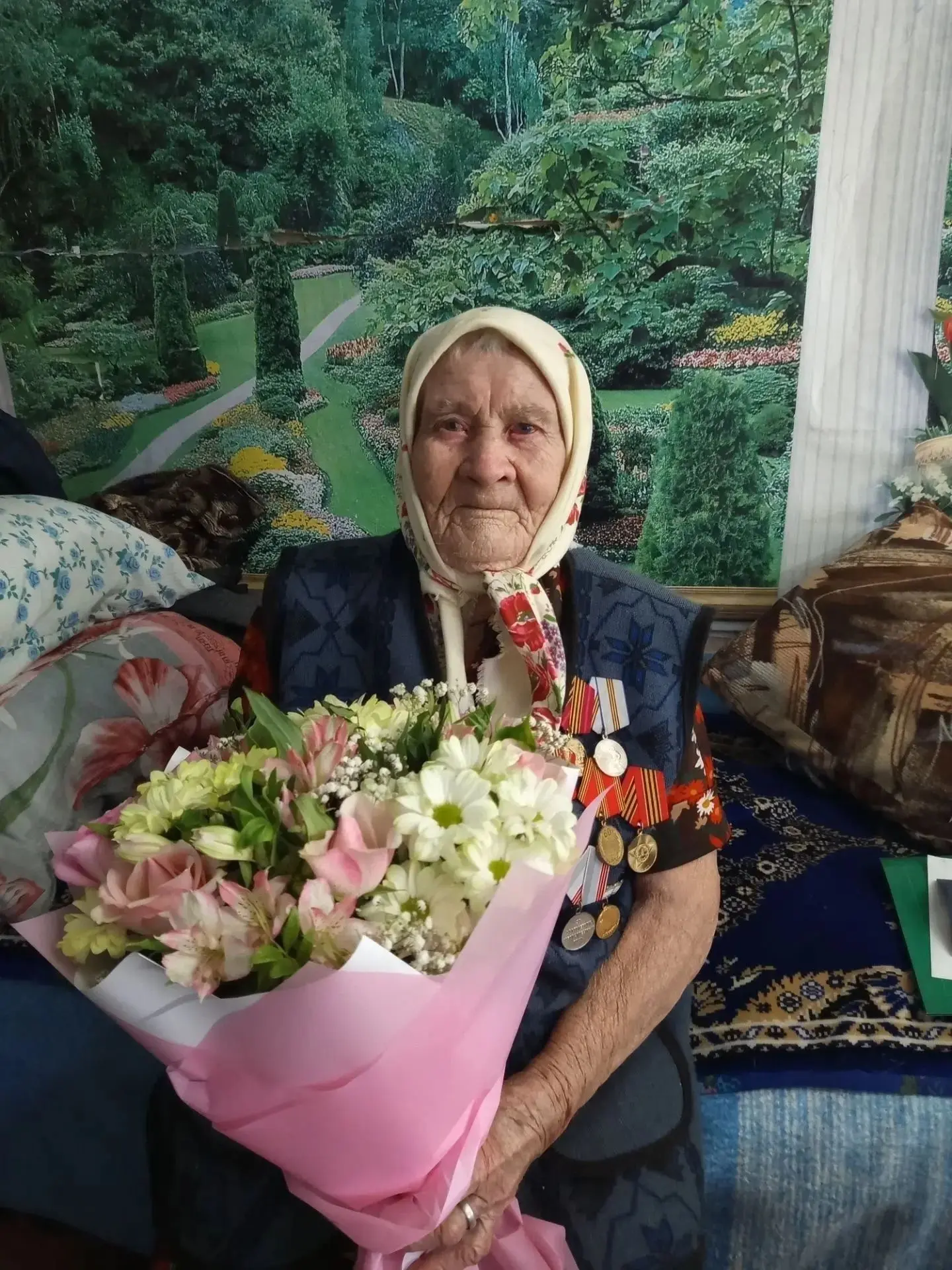 В селе Лебяжье вековой юбилей отметила Мария Ивановна Задорина.