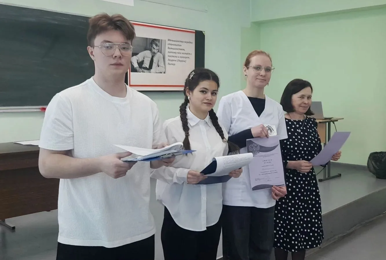 🙌 Голосуй, пока молод!   🔥 День молодого избирателя отметили сразу в нескольких филиалах Свердловско