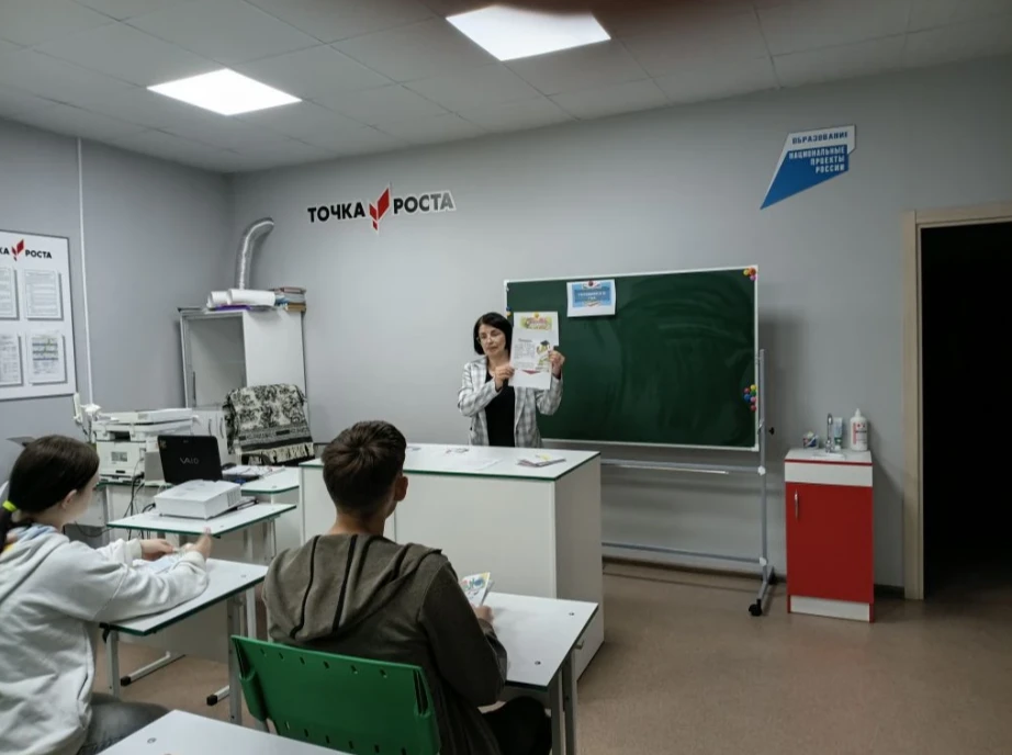 В рамках региональной информационной акции «ЕГЭ на Дальнем-2026»
✅ в округе прошла акция «ЕГЭ без се