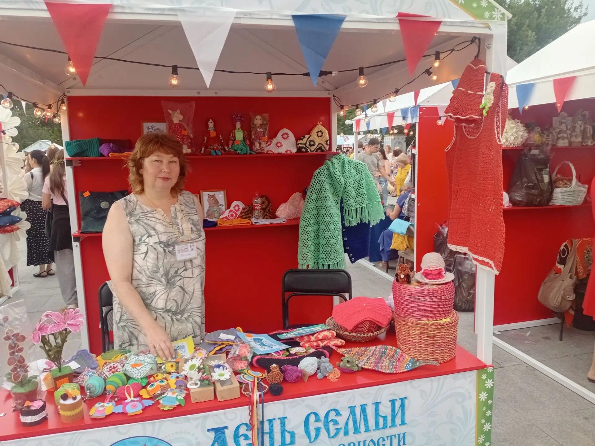 Камызякский комплексный центр социального обслуживания населения принял участие в «Социальной ярмарк