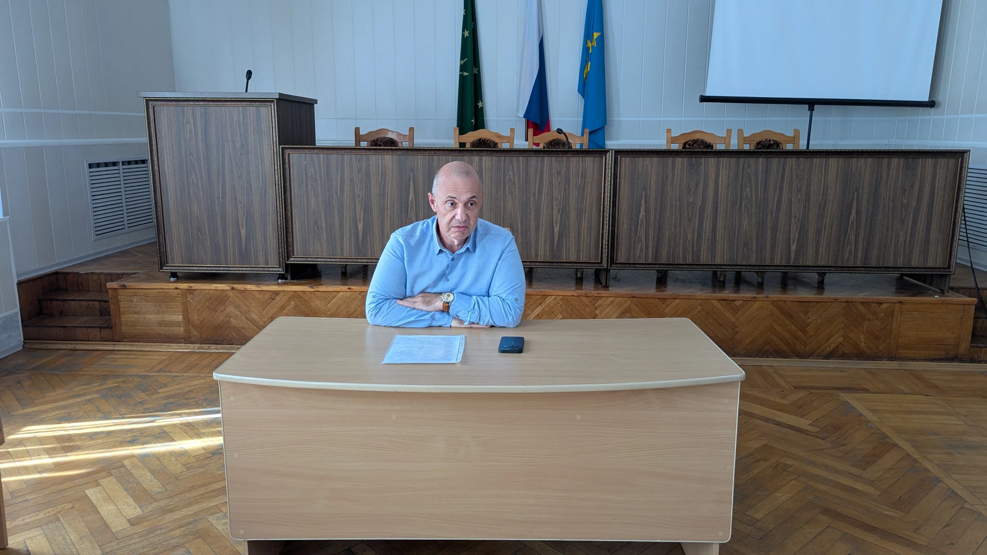 🤝 Новые возможности для бизнеса: в Шовгеновском районе обсудили меры господдержки