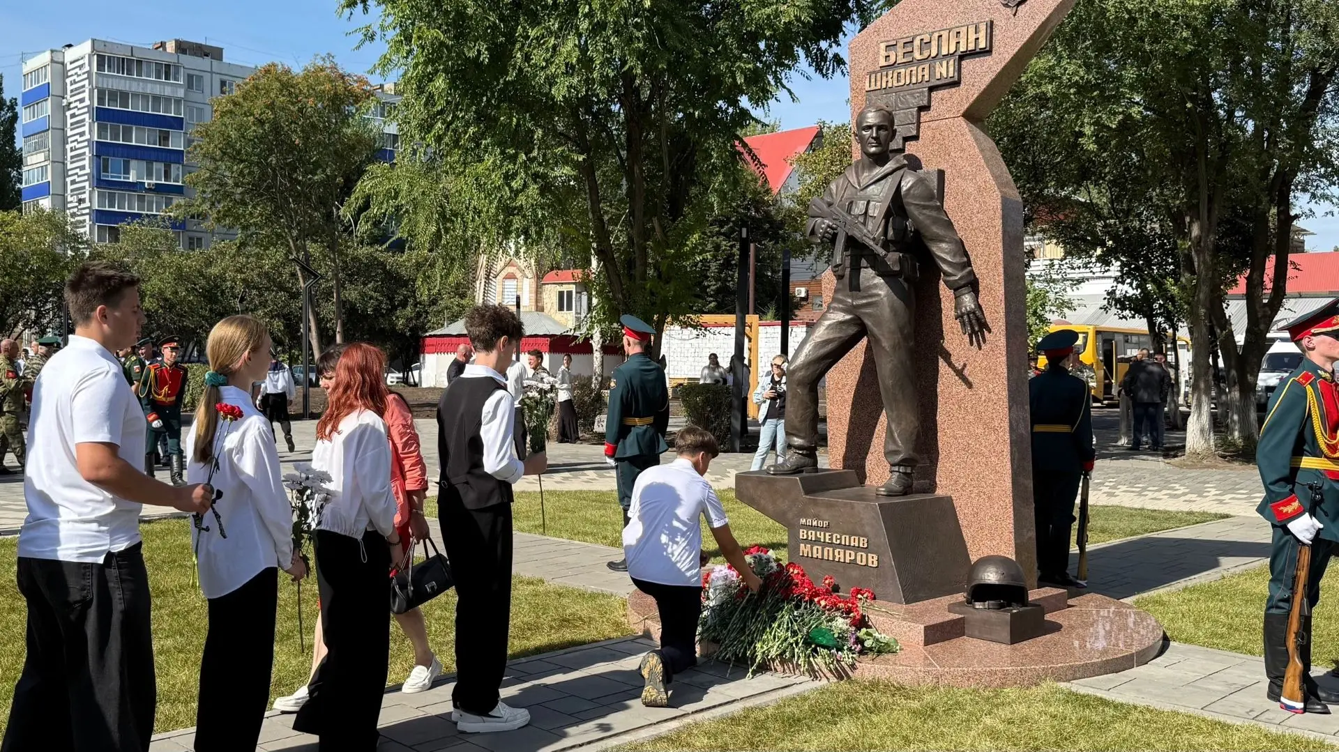 Память, которая объединяет: 7 «Г» класс почтил память жертв терроризма