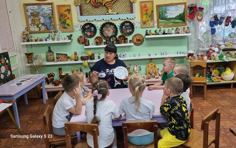 Наша страна всегда славилась мастерами и умельцами. Одна из задач патриотического воспитания и форми