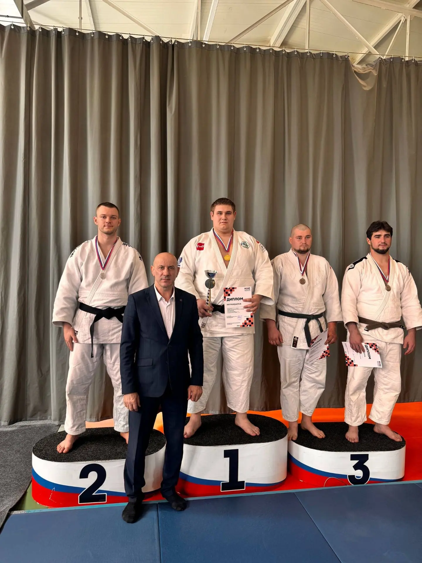 В Ельце прошёл чемпионат Липецкой области по дзюдо среди мужчин и женщин, где на татами...