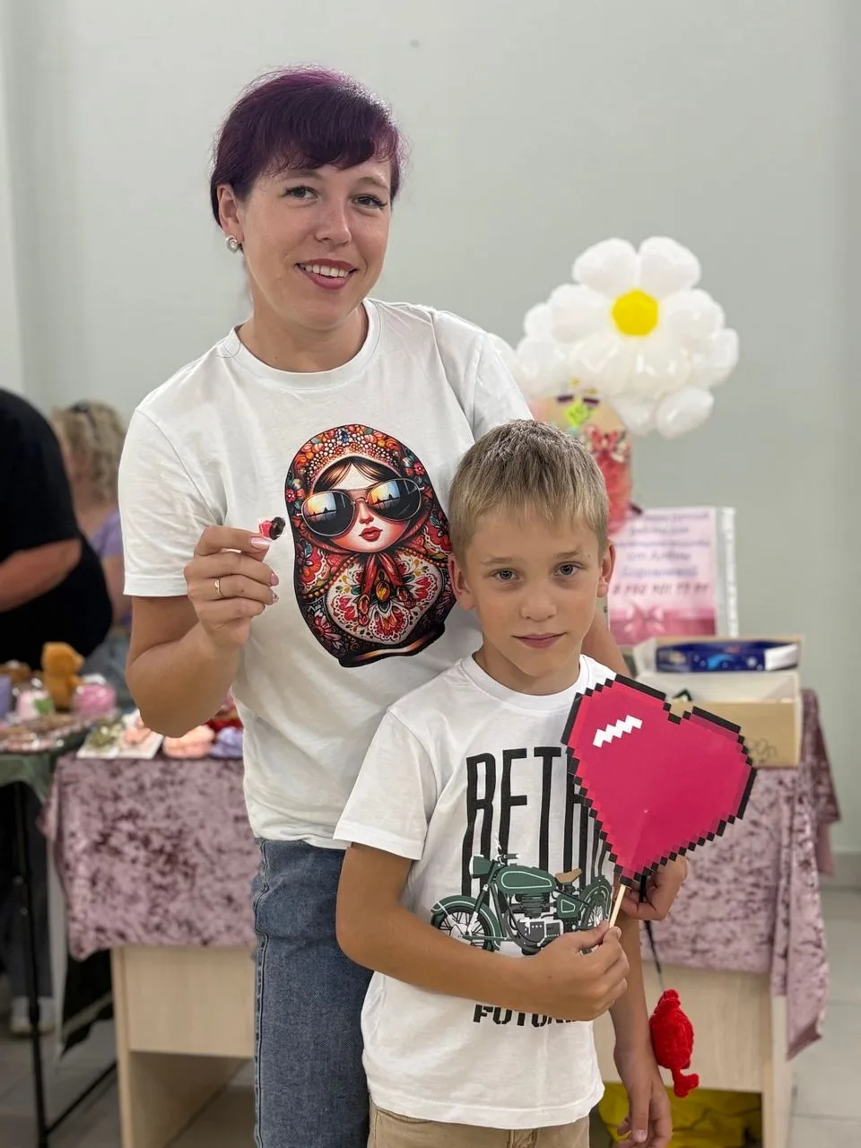 🌼Ромашки, книги и любовь в 3D📚❤️
Как мы провели День семьи, любви и верности? Очень творчески и с 