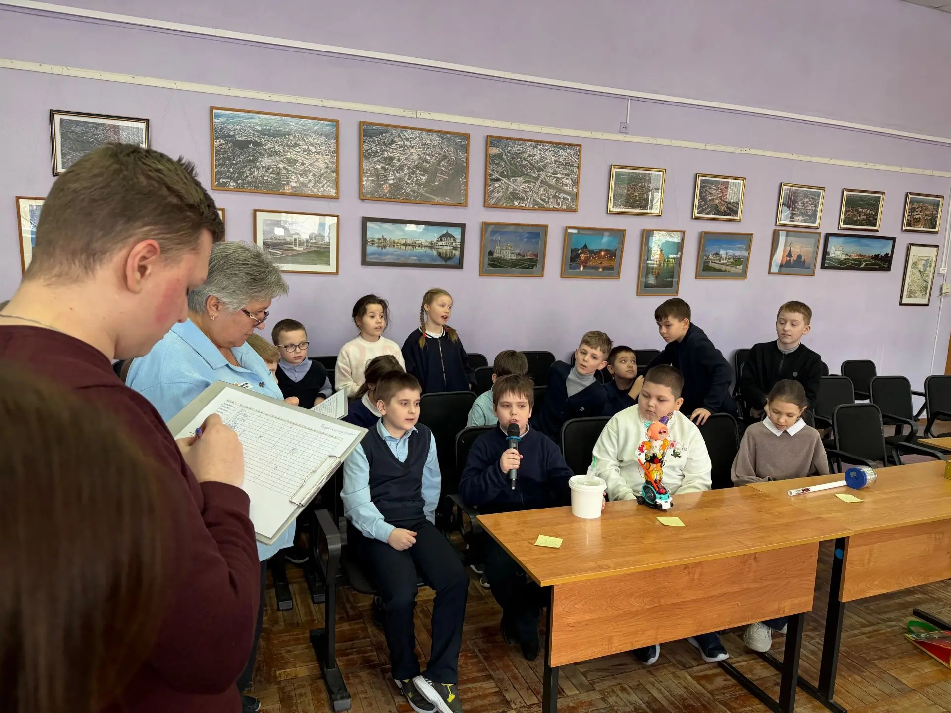 Вчера в первом корпусе прошёл ежегодный фестиваль «Моё первое изобретение» для учащихся начальной шк