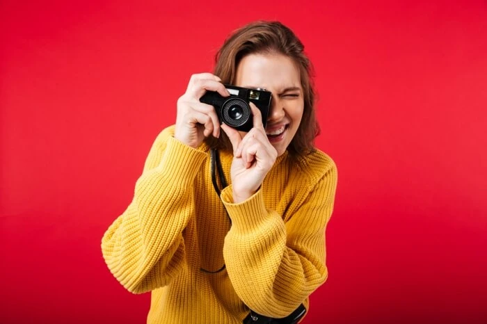 Требуется фотограф( работает с ассистентом)