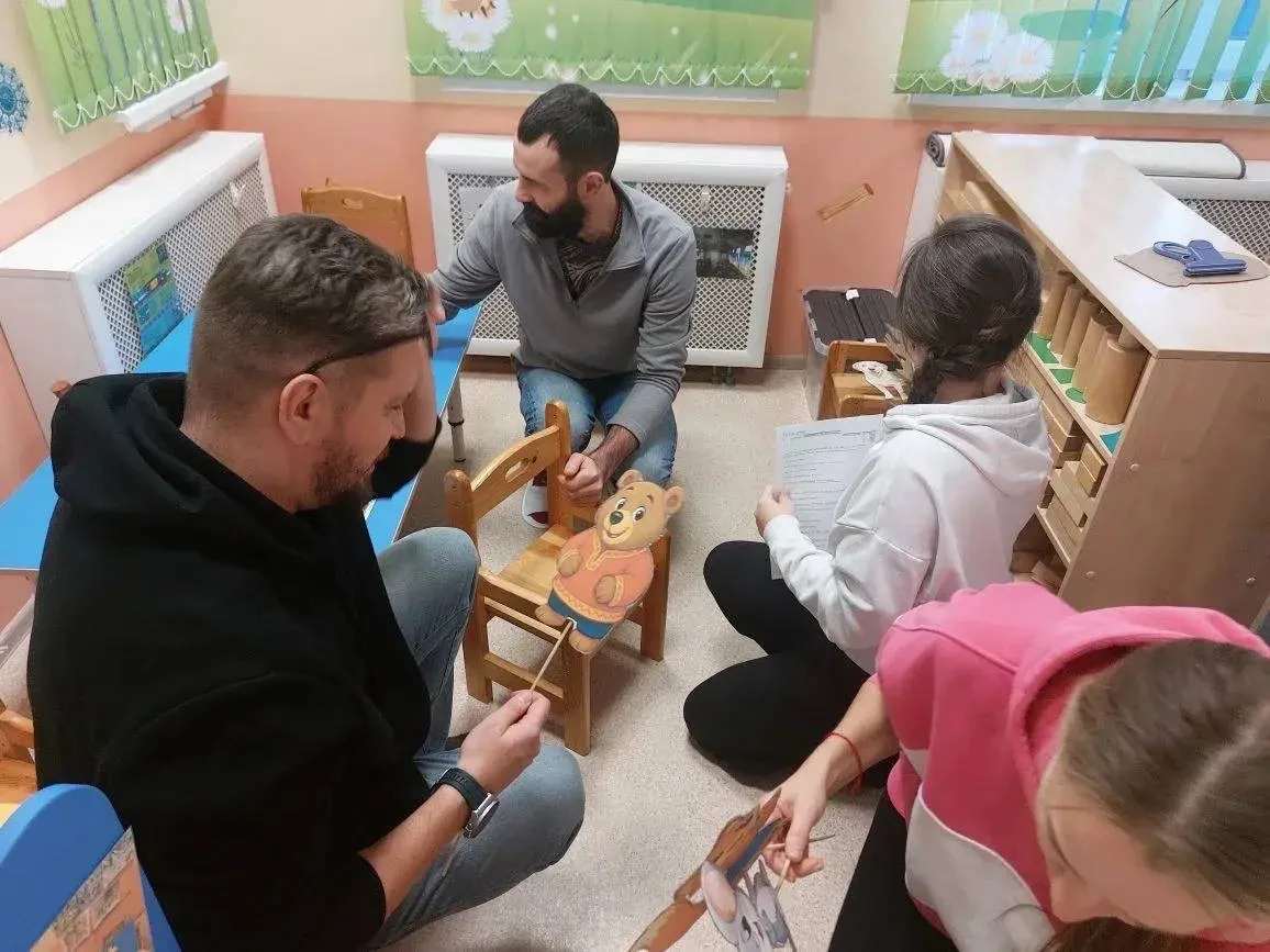 🌻В средней группе «21 Пчёлка» 🐝состоялся увлекательный совместный мастер‑класс для родителей на тему