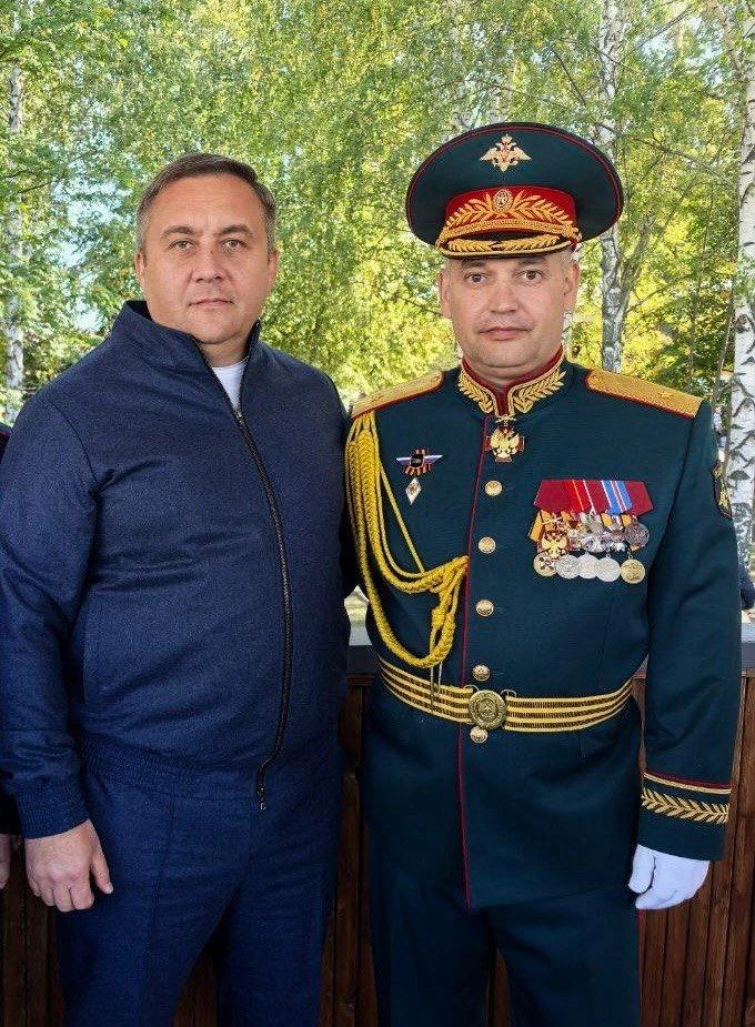 Сегодня свой День рождения отмечает генерал-майор, начальник Казанского высшего танкового командного