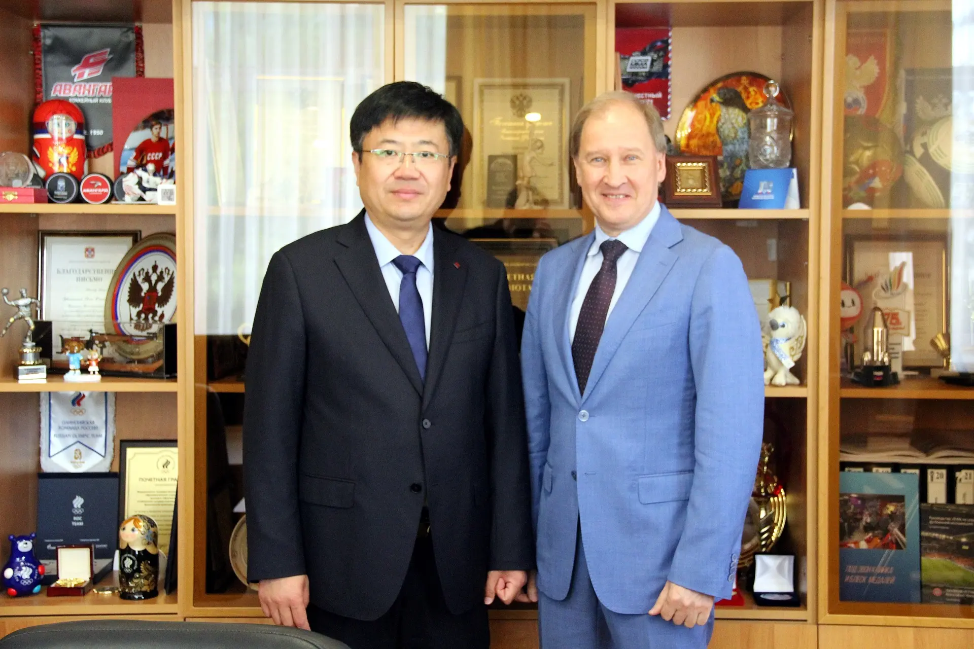 Сегодня наш вуз посетили представители Китайской Народной Республики 🇷🇺🤝🇨🇳   Состоялась рабочая встр