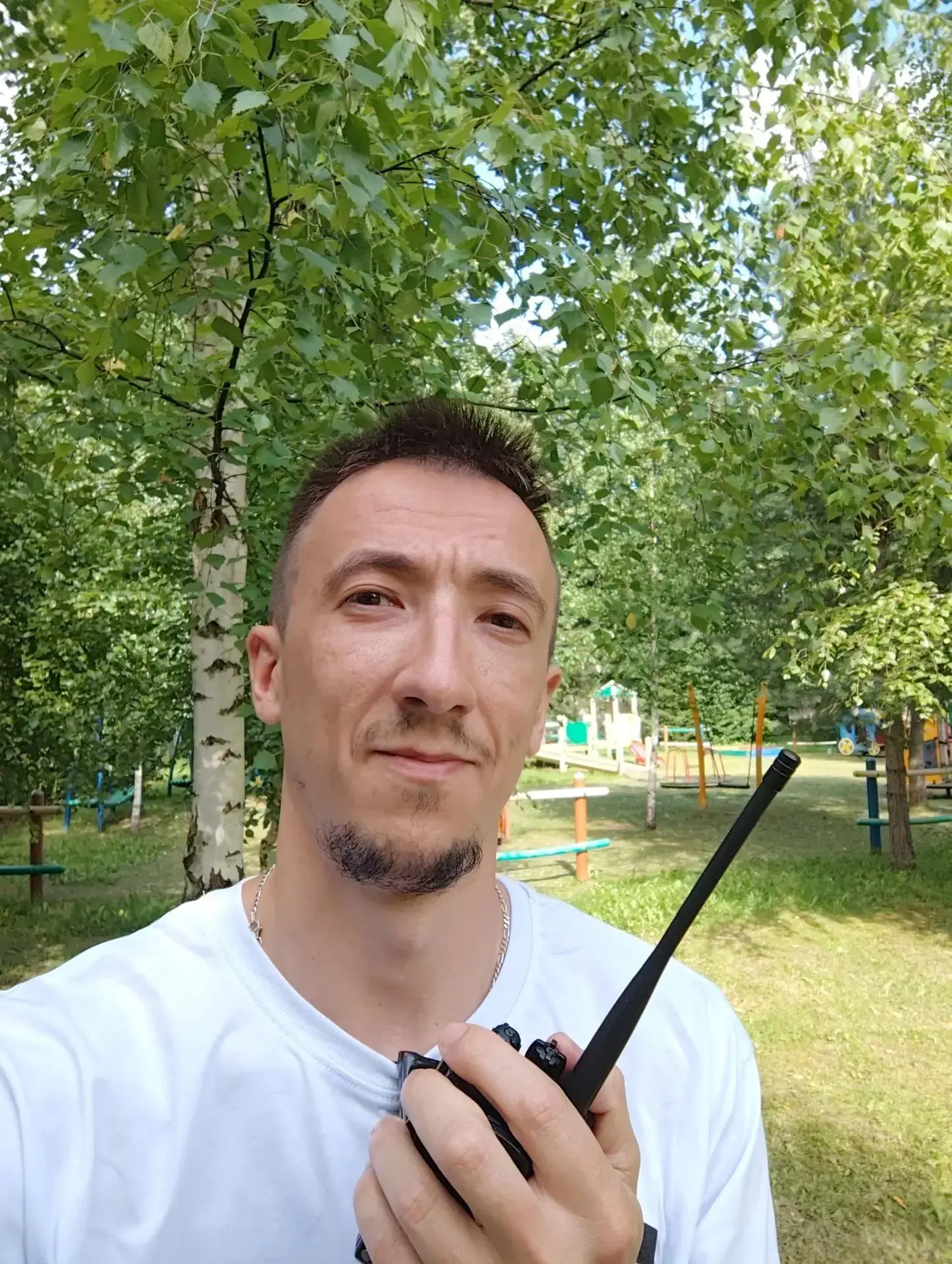 ☀️ Летние приветы

А вот и наш первый летний привет от педагога!

Учитель истории и обществознания Д