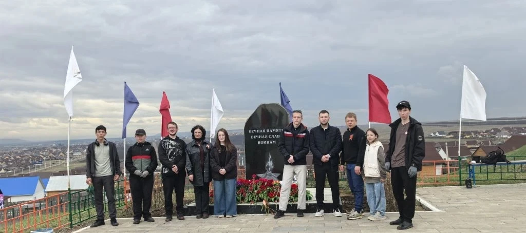 «Сад памяти»  8 мая, в канун празднования 81-й годовщины Победы в Великой Отечественной войне, в д. 