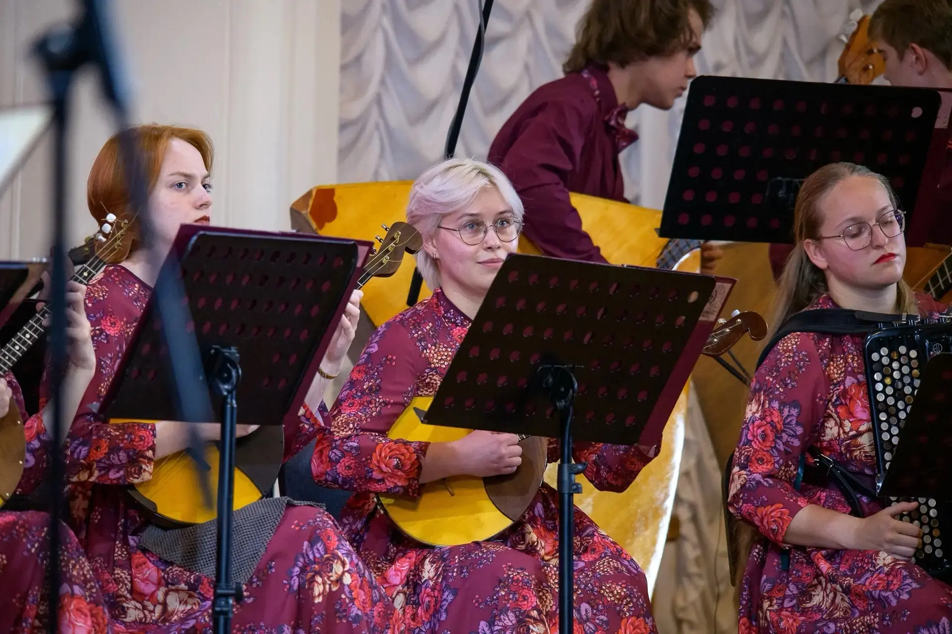 🎼 Камерный оркестр народных инструментов «Скоморохи» выступил на гала-концерте фестиваля «Гармоники 