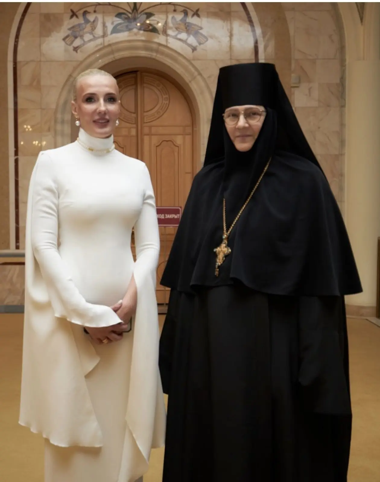 Дорогие сторонники!   Нашу духовную наставницу, партнера, настоятельницу Николо-Сольбинского женског