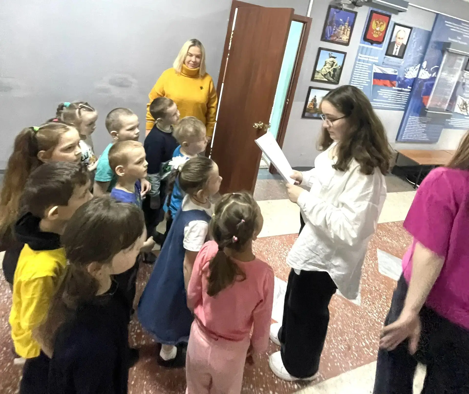 Весёлая учёба впереди: экскурсия дошкольников в мир первой школьной ступени