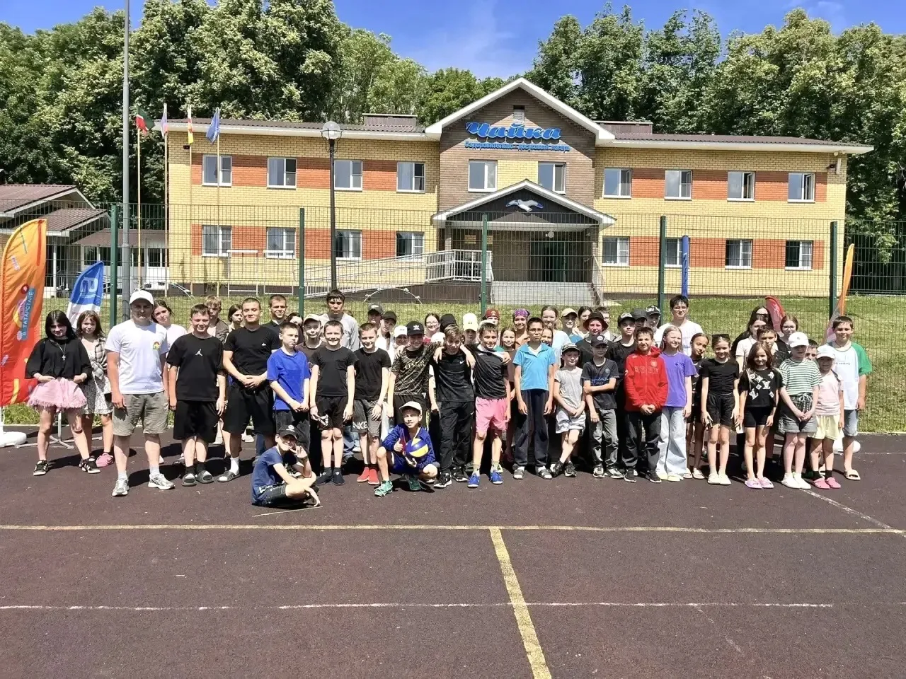 Нормативы ГТО сдают в лагере «Чайка» 💪🏻
 
Спортивная школа Дрожжановского района организовала как 