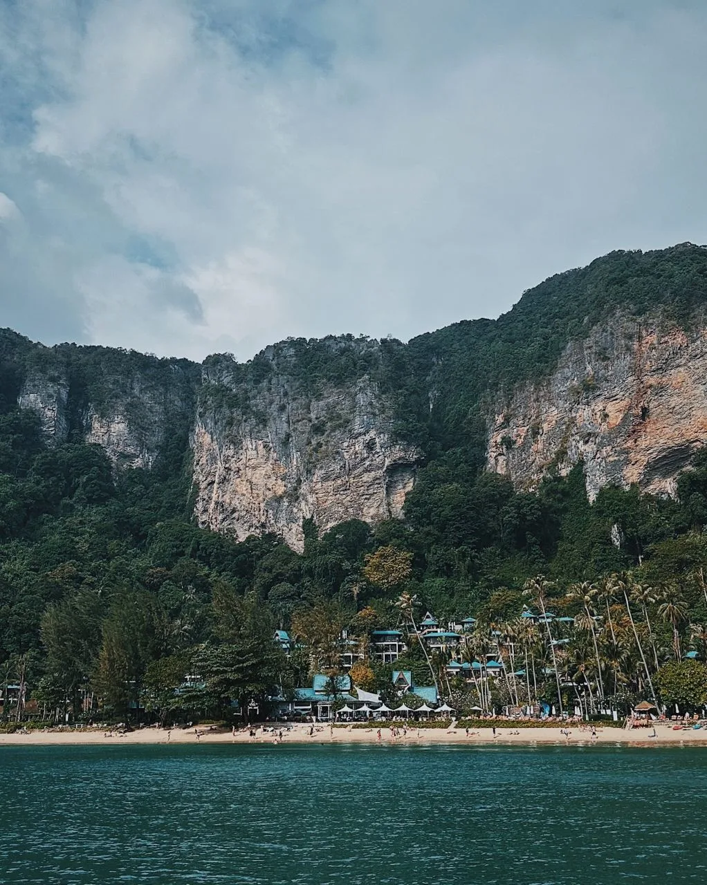 Краби — одно из самых невероятных мест в Таиланде 🇹🇭😍
