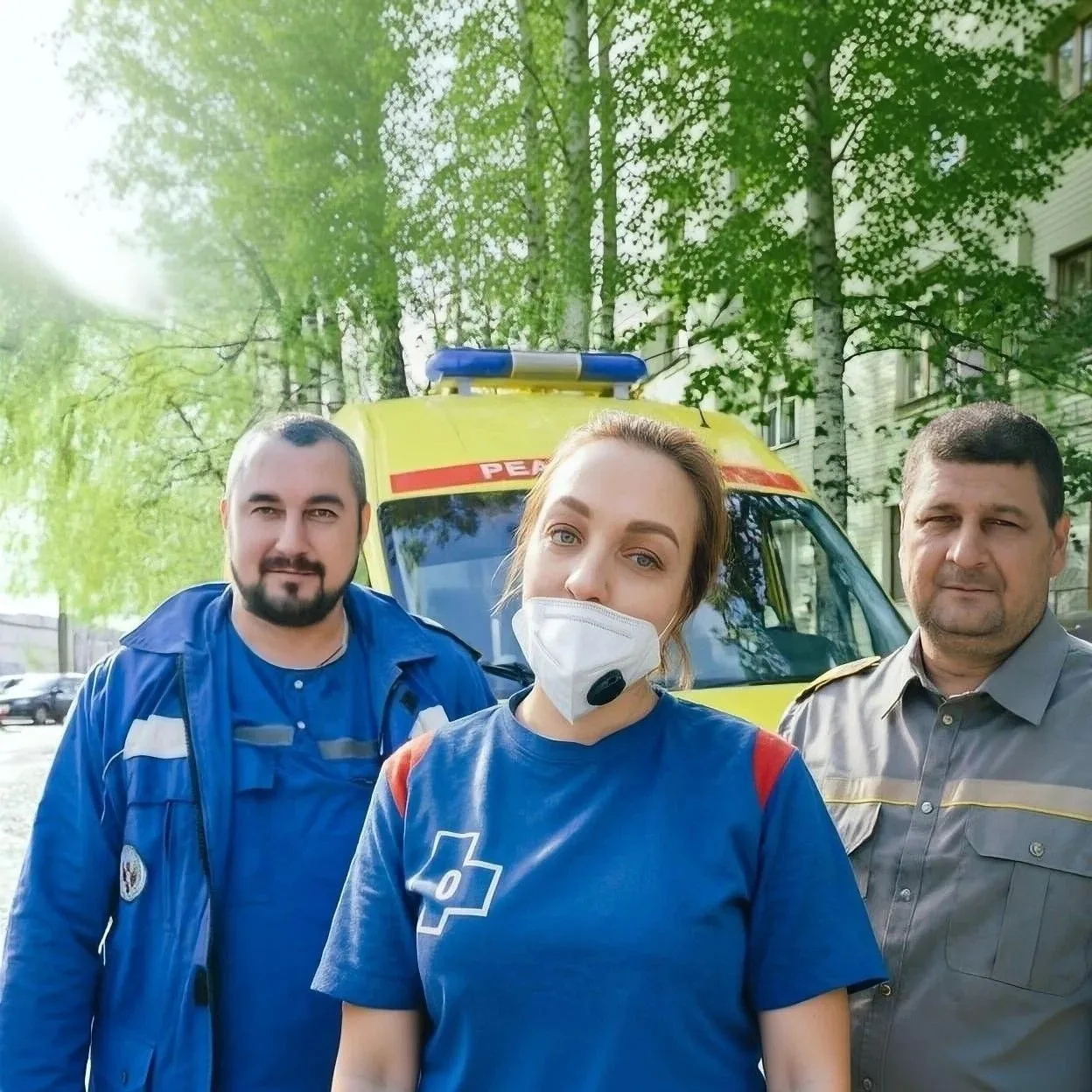 ❗️ У мужчины остановилось сердце прямо во время вызова скорой в Чебоксарах. Медики успе...