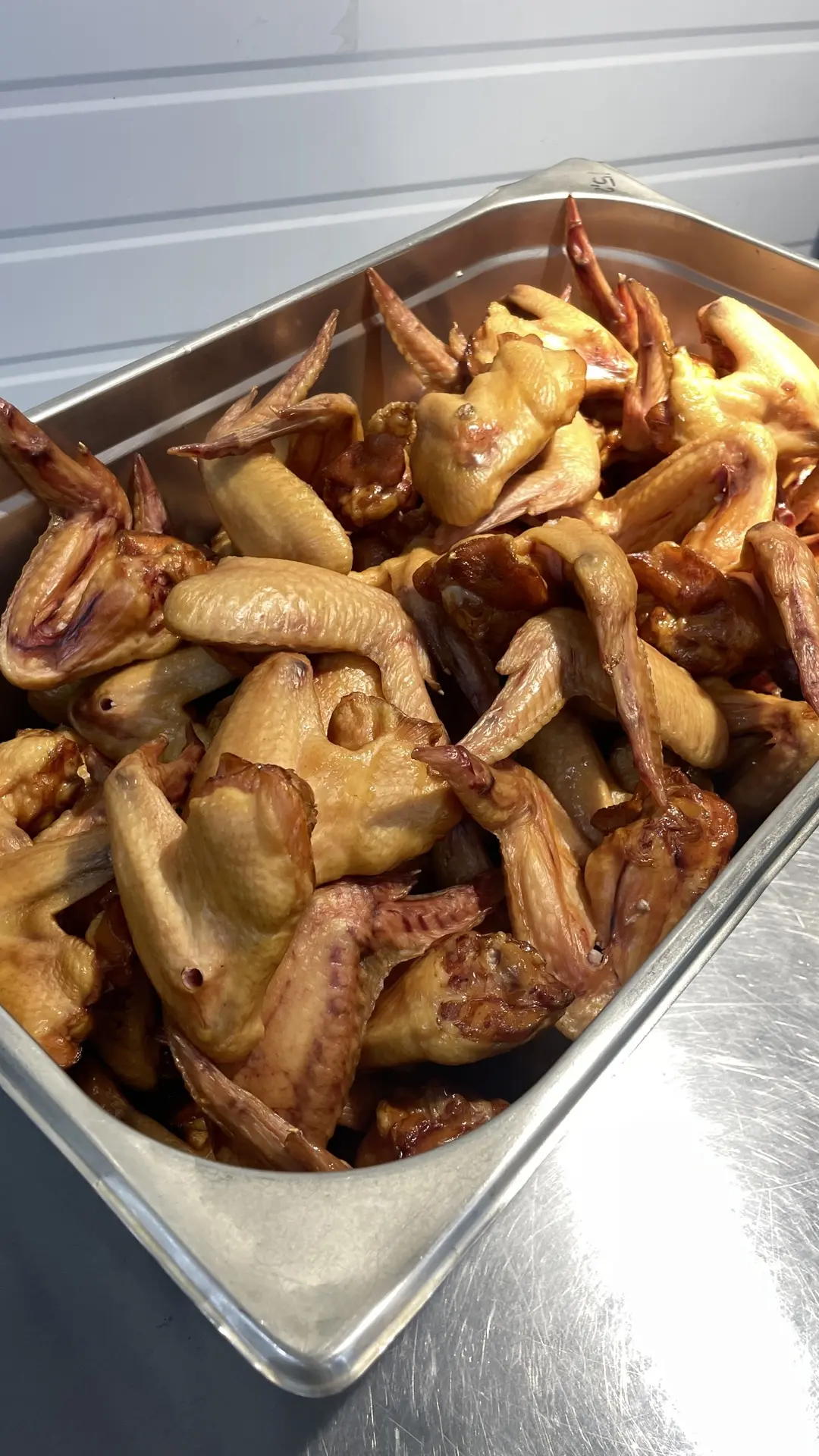 Крылышки куриные варено копченые.